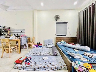 Chdv mặt tiền giá tốt   5 tầng - vị trí trung tâm   khai thác ngay   sổ riêng 4