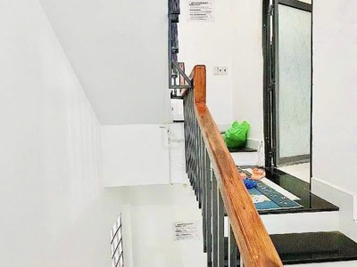 Chdv mặt tiền giá tốt   5 tầng - vị trí trung tâm   khai thác ngay   sổ riêng 2
