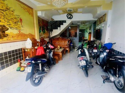 Bán nhà hẻm lê trọng tấn   76m    3pn   sân vườn   nội thất cao cấp   chỉ 5tỷxx 3