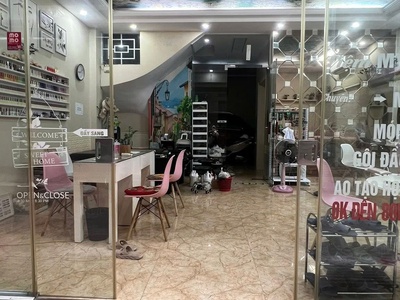 Cho thuê, sang nhượng quán nail gội tại ngõ 53 trần quốc hoàn, dịch vọng hậu 4
