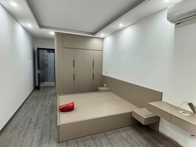 Láng trung - ngõ thông - kinh doanh - thang máy 39m2 5 tầng mt 3.7m giá 10.3 tỷ 2