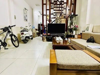 Bán nhà hoàng hoa thám 45m2. 4 tầng. mặt tiền 5m. giá 9.3 tỷ ba đình hà nội 0