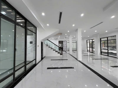 Cho thuê biệt thự 3 tầng khu mộ lao, 120m /sàn, kinh doanh hoặc làm văn phòng đều đẹp 0