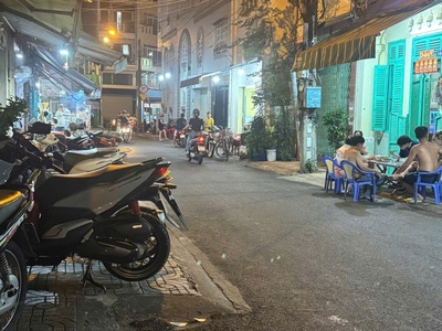  bán nhà đẹp   chỉ 30m ra hưng phú   giá 4.5 tỷ 3