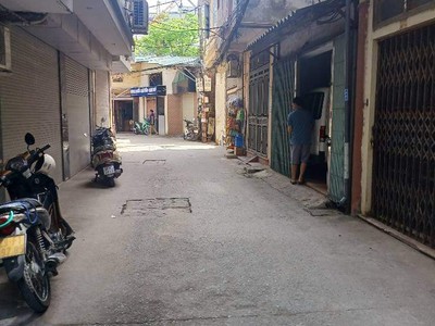 Bán nhà học viên tài chính - bắc từ liêm - dt33m2 - 5 tầng - giá 5,5 tỷ - ngõ thông thoáng 1