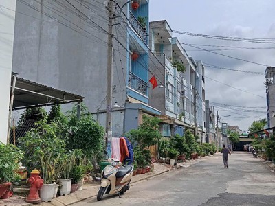 Bá.n đất hẻm nhựa 8m   ngay trước vinhomes nguyễn xiển   đường 21, long thạnh mỹ   chỉ 3.55 tỷ 0