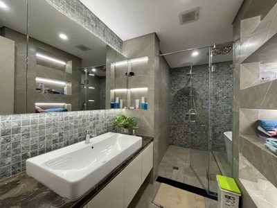 Cho thuê chung cư cao cấp watermark 395 lạc long quân, 157m2, 3 ngủ 2 vệ sinh, view hồ tây 1