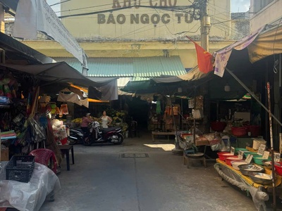 Chỉ hơn 3 tỷ   bán nhà  hẻm xe hơi huỳnh văn nghệ,tân bình   đang cho thuê 7 triệu/tháng 1