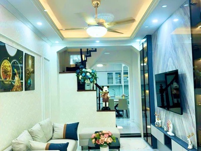  bán nhà đẹp đông ngạc   cách 1 nhà ra ô tô   48m2   giá chỉ 6.4 tỷ 0