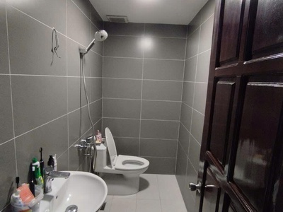  bán nhà phân lô trung kính   vỉa hè   ô tô tránh   kinh doanh   3 mặt thoáng  vị trí đẹp , 4