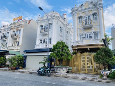 Biệt thự mini 4 tầng tân cổ điển   đường 12m có vỉa hè   tặng nội thất gỗ nhập châu âu 1