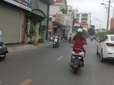  bán đất đẹp ngọc thụy   thế đất vượng khí   329m , mặt tiền 16m   giá 48 tỷ 500 triệu    1