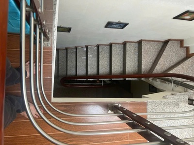 Nhà đẹp ở luôn ngọc thụy 36 m2 x 5 tầng,mặt tiền  3.5m,7.95 tỷ long biên. 4