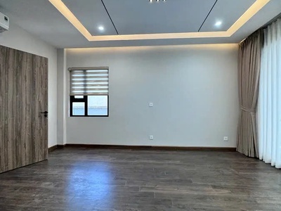 Nhà mới ô tô vào nhà phố vũ xuân thiều 48m2 x 6 tầng, mặt tiền  4.8m, 10.5 tỷ long biên. 2