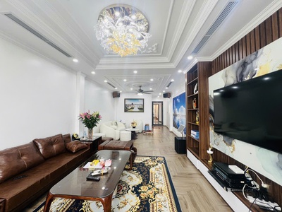  mặt phố ngô gia tự - 7 tầng thang máy - kinh doanh đỉnh - nội thất châu âu  ngô gia tự - long 1