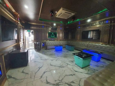 Vip...mp hoàng quốc việt cầu giấy thang máy vỉ hè oto kd 90ty 193m x7t 2