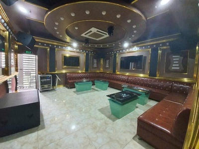 Vip...mp hoàng quốc việt cầu giấy thang máy vỉ hè oto kd 90ty 193m x7t 1