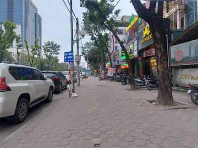 Vip...mp hoàng quốc việt cầu giấy thang máy vỉ hè oto kd 90ty 193m x7t 0