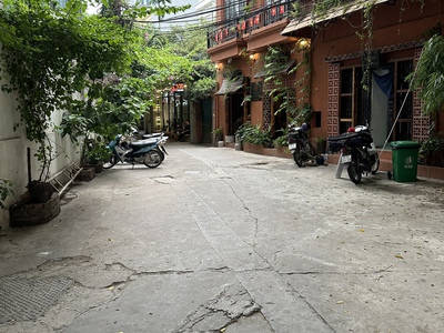Bán nhà Nguyễn Chí Thanh 333m Mặt Tiền 9m, ô tô tránh. Đang cho thuê 100tr/th. Giá chỉ 67 tỷ 6