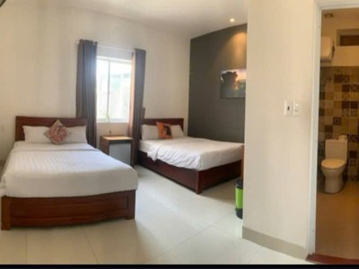  BÁN tòa căn hộ 4 tầng ngay trục Tô Hiến Thành cách biển Mỹ Khê vài bước chân. 1
