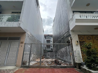 Bán đất khu dân cư nam long trần trọng cung quận 7 ngan 5m dài 24m 0