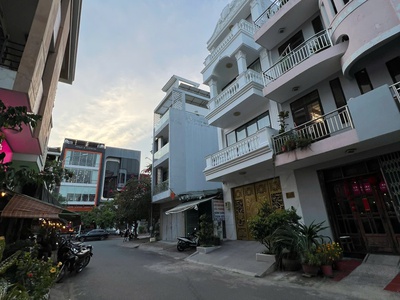 Bán đất khu dân cư nam long trần trọng cung quận 7 ngan 5m dài 24m 8