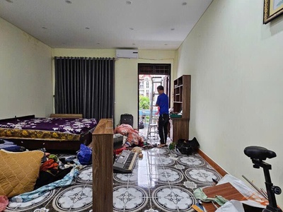 Mặt ngõ kinh doanh Đống Đa 60m2 x Mặt tiền 5M - Khu phân lô - Ô tô trong nhà. 2