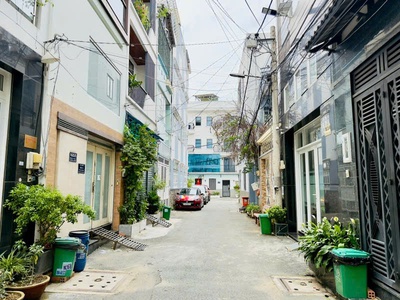 Nhà đẹp lung linh - Đường 22, Linh Đông, Thủ Đức - Giá cực rẻ. Chỉ nhỉnh 6 tỷ 4