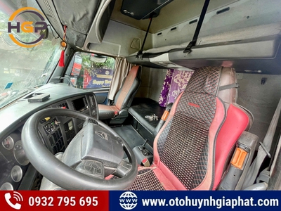 Bán chiếc xe đầu kéo Howo A7 máy 375hp 2015 cũ 1