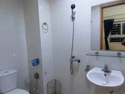 Bán căn hộ cc Thanh Hà tầng 10, 65m2, ban công hướng Nam, giá chỉ 2,3x tỷ 0