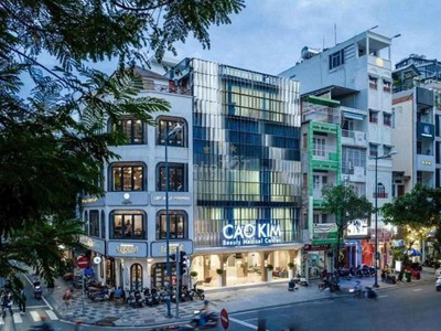 Cho thuê mặt tiền 12x20m đường Lý Tự Trọng, Quận 1 0