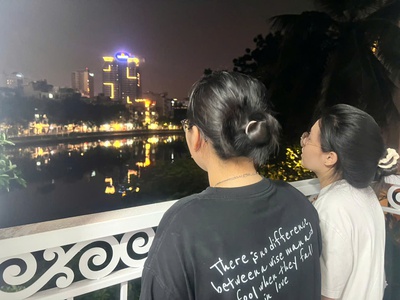 Cho thuê nhà mặt hồ Hoàng Cầu 2