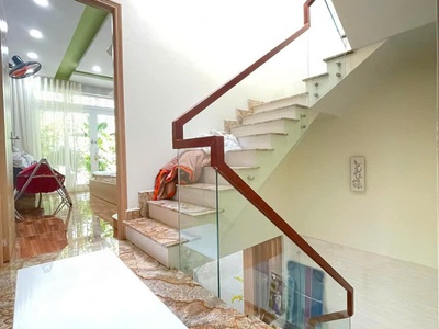 Ngộp  lạc long quân - 4x16m2 - hẻm 5m - 4 tầng mới bảy hiền 4