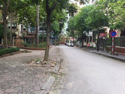 Cho thuê biệt thự thiên hiền, mỹ đình, 150m2, 4 tầng làm văn phòng, kinh doanh 1