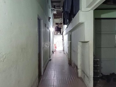 Bán nhà cấp 4 chính chủ - hẻm 14 thân nhân trung - gần nhà ga t3 4
