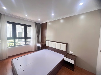 Mặt phố phạm hồng thái -ba đình -vỉa hè rộng - phố cổ kinh doanh sầm uất ngày đêm 2