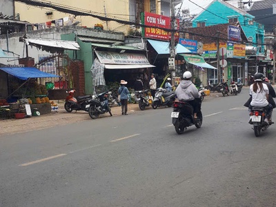 Cho thuê nhà nguyên căn 2 mặt tiền - trung tâm chợ ngô quyền, p6, đà lạt 0