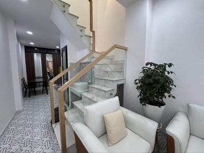   CHỊ GỬI NHỜ BÁN CĂN NHÀ XINH XẮN - ai cần vào ở ngay nè 2