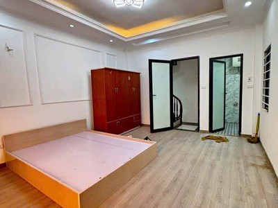 Vĩnh hưng, lĩnh nam, nhà 5 tầng, 3 ngủ, 1 bước ra phố, chỉ hơn 5 tỷ 1