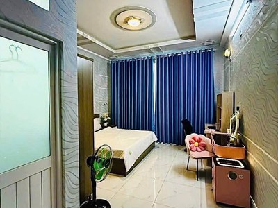 Nhà đẹp giáp q1 - lê văn duyệt - 4 tầng- 52m2 -hxh - 2 mt thoáng 4 pn- dt 20 tr / tháng- 6.x 2