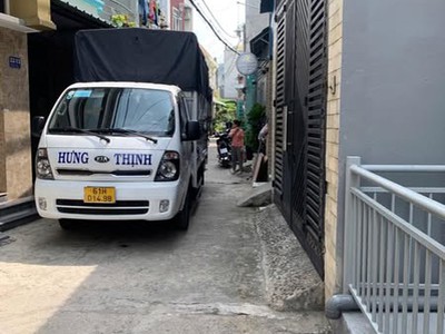 Nhà đẹp giáp q1 - lê văn duyệt - 4 tầng- 52m2 -hxh - 2 mt thoáng 4 pn- dt 20 tr / tháng- 6.x 3
