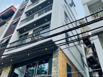 Tôi chủ nhà cần bán gấp nhà riêng 45m 6 tầng ngõ 521 trương định. gara ô tô, kd lh: 0336277055. 0