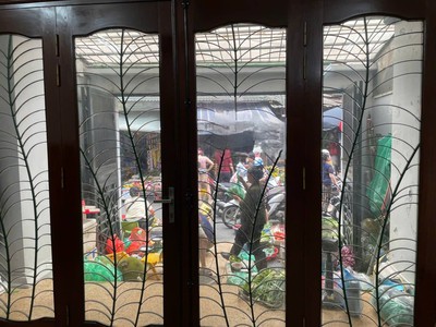 Cho thuê nhà trần khát chân kinh doanh tốt, 4 tầng x 80m2, 5 pn, 25 triệu vào ngay 0
