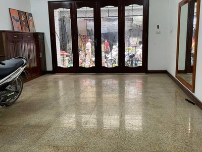 Cho thuê nhà trần khát chân kinh doanh tốt, 4 tầng x 80m2, 5 pn, 25 triệu vào ngay 2