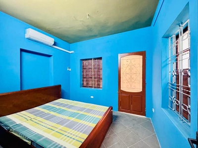 Cho thuê nhà riêng   ngõ 41 đông tác, 36m  x 3 tầng, 3 phòng ngủ, 2 nhà vệ sinh,  11 triệu 0