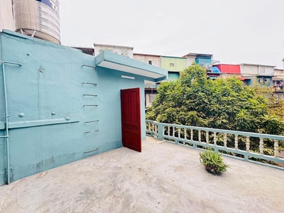 Cho thuê nhà riêng   ngõ 41 đông tác, 36m  x 3 tầng, 3 phòng ngủ, 2 nhà vệ sinh,  11 triệu 2