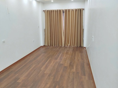Cho thuê nhà nguyên căn mới kinh kong ngõ 100 thúy lĩnh, 33m2 x 5 tầng, 3 ngủ kk, 8 triệu 1