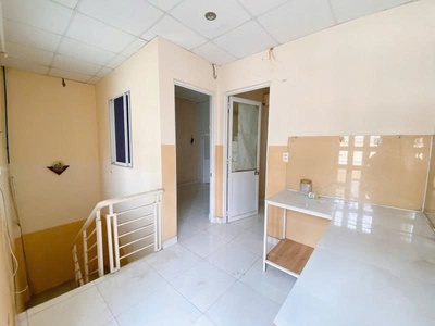 Bán nhà hxh cách mạng tháng tám - ngay cv lê thị riêng, 5,5x25m, 2 tầng cũ, 16,5 tỷ. 3
