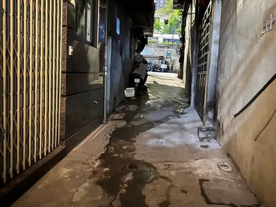 Bán nhà nghi tàm 38m2. 3 tầng. mặt tiền 4.4m. giá 7.85 tỷ tây hồ hà nội 0