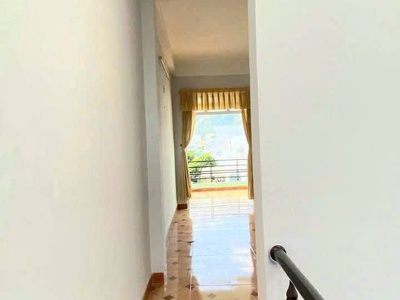 Bán nhà mặt tiền phường bắc nha trang.  đường 3 xe hơi 4